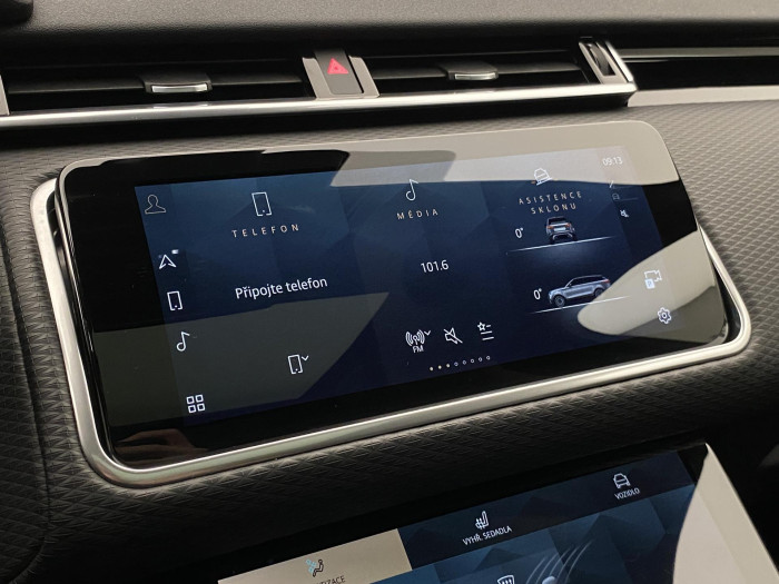 Land Rover Range Rover Velar D300 SE AWD AUT   REZERVACE 3.0 d SE