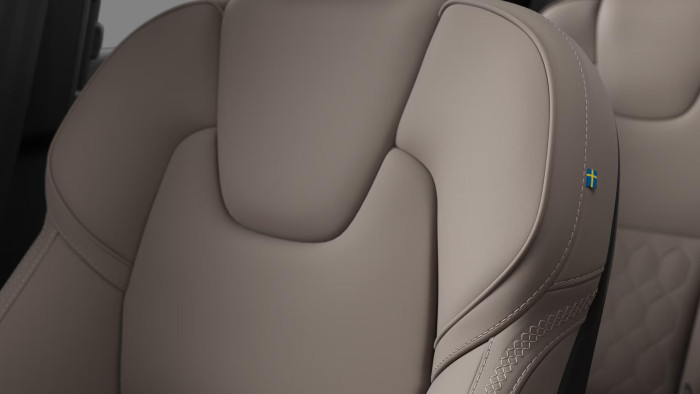Volvo XC90 T8 AWD RECHARGE PLUS DARK AUT