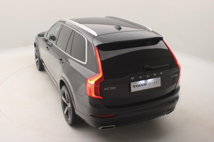 Volvo XC90 D5 AWD R-DESIGN REZERVACE 2.0 d