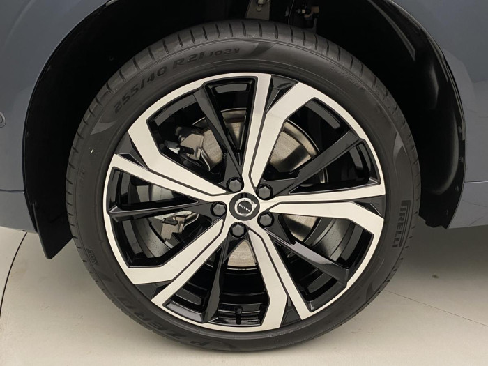 Volvo XC60 B4 AWD AUT DARK ULTIMATE