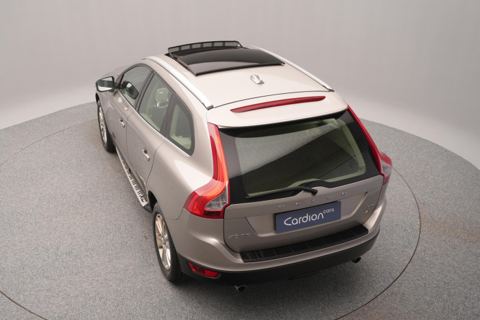 Volvo XC60 D3 AWD SUMMUM AUT CZ 2.4 d Summum