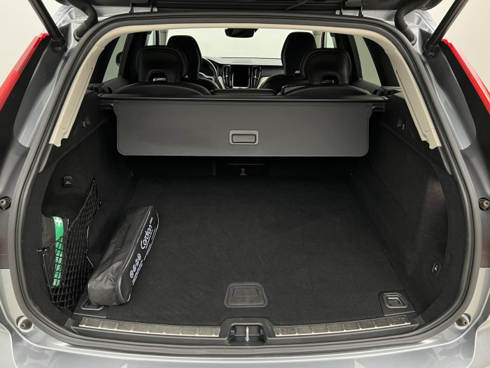 Volvo XC60 B5 AWD INSCRIPTION AUT