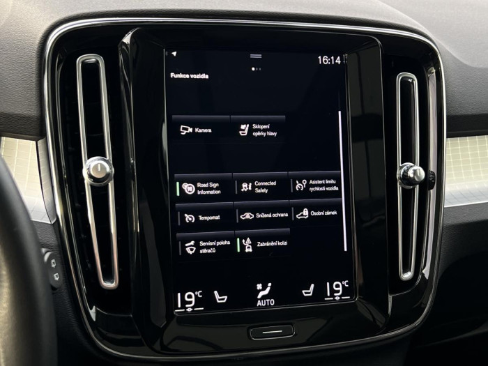 Volvo XC40 B4 MOMENTUM Aut 1.maj. 2.0 Momentum