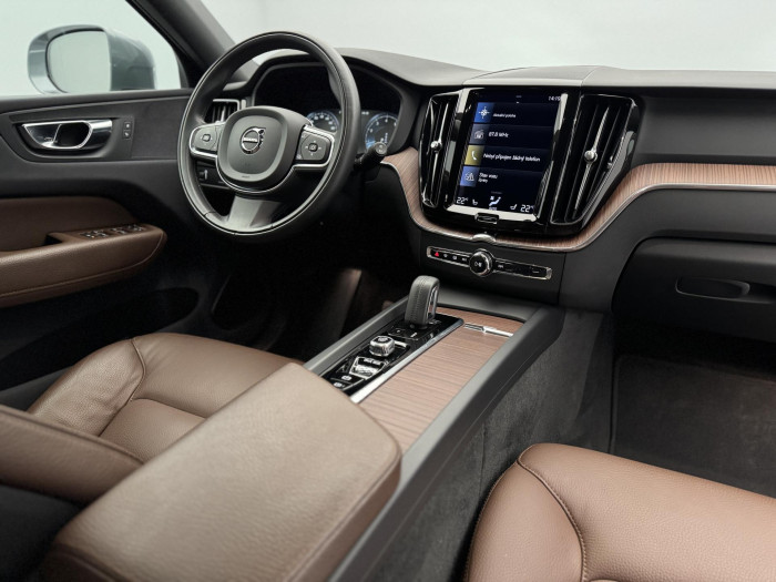 Volvo XC60 B4 INSCRIPTION AUT CZ 1 .maj
