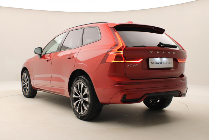 Volvo XC60 B4 AWD PLUS DARK AUT CZ 1.maj.