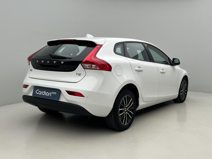 Volvo V40 T2 MOMENTUM AUT CZ 1.5 Momentum