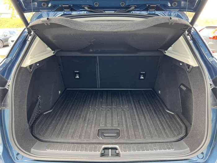 Lynk & Co 01 PHEV DCT Aut 1.maj.