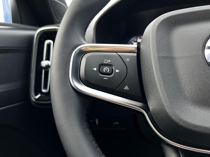 Volvo XC40 B4 MOMENTUM Aut 1.maj. 2.0 Momentum