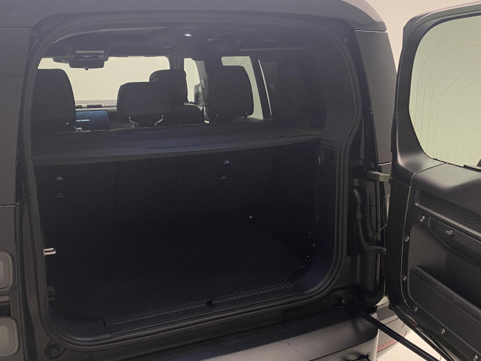 Land Rover Defender 110 D350 X-DYNAMIC HSE AWD AUT 3.0 d Dynamic