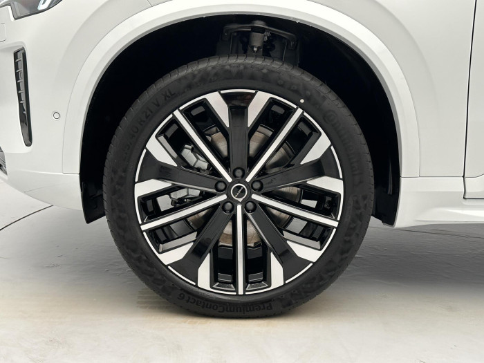 Volvo XC90 B5 AWD AUT DARK PLUS 7míst