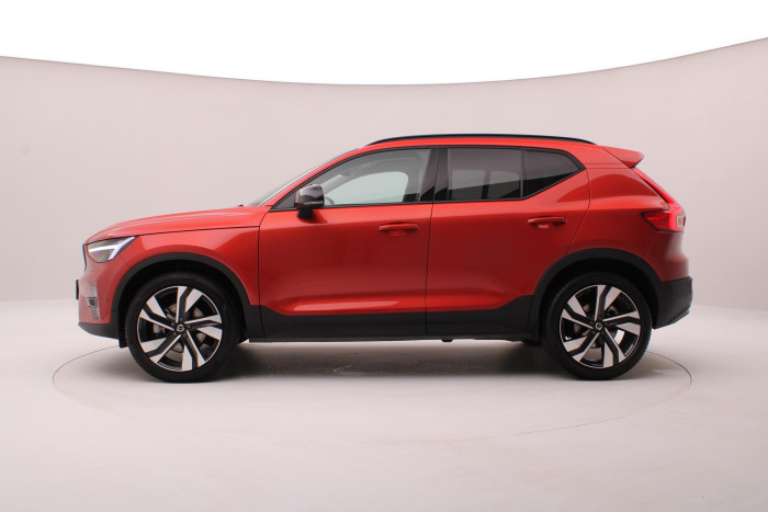 Volvo XC40 B4 DARK PLUS REZERVACE