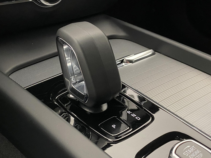 Volvo V60 CC B5 AWD PLUS REZERVACE