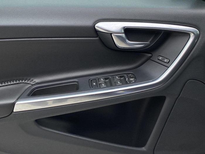 Volvo V60 D5 VOLVO OCEAN RACE AUT CZ 2.4 d