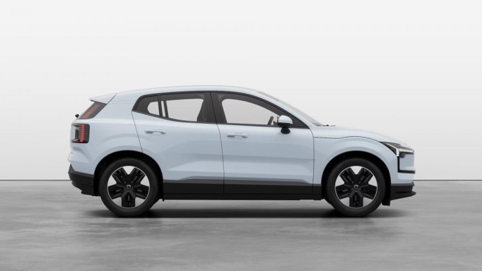 Volvo EX30 PURE ELECTRIC RECHAR. CORE RWD