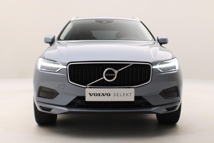 Volvo XC60 B4 AWD MOMENTUM REZERVACE 2.0 Momentum