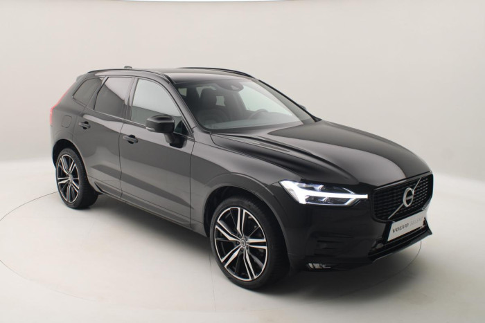 Volvo XC60 B5 AWD R-DESIGN REZERVACE