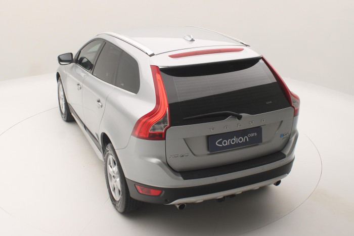 Volvo XC60 D4 AWD SUMMUM POLESTAR AUT CZ 2.4 d Summum