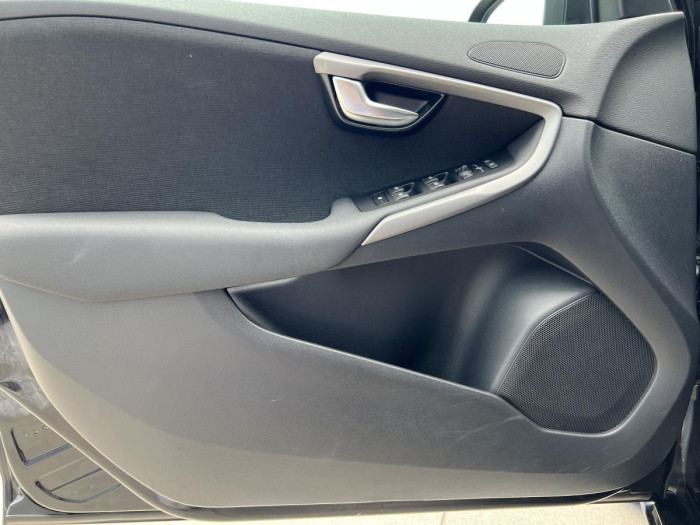 Volvo V40 D2 MOMENTUM Aut 1.maj. 2.0 d Momentum