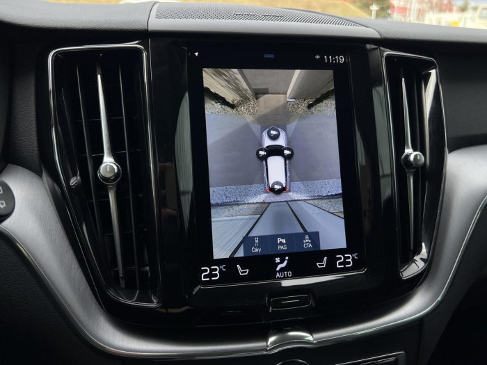 Volvo XC60 B4 MOMENTUM Aut 2.0 Momentum
