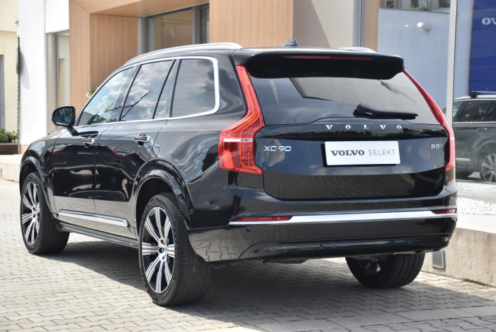 Volvo XC90 B5 AWD PLUS BRIGHT 7Míst 1.maj