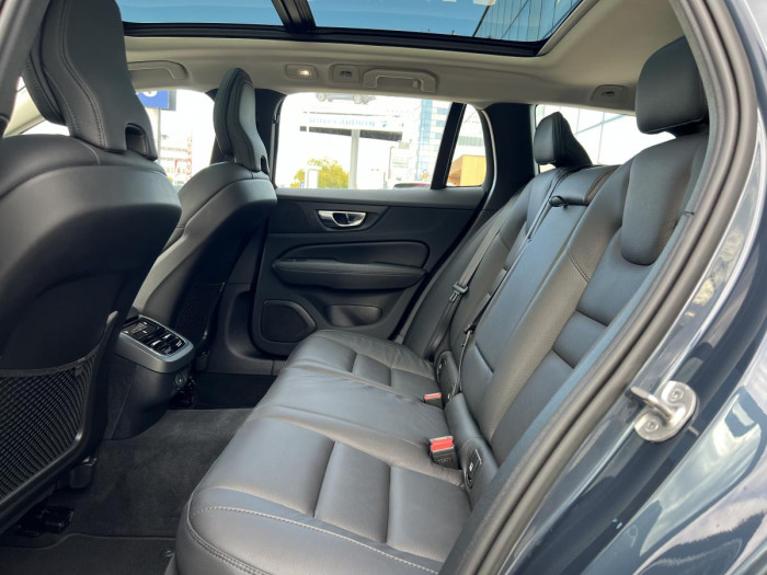 Volvo V60 B4 ULTIMATE BRIGHT Aut 1.maj.