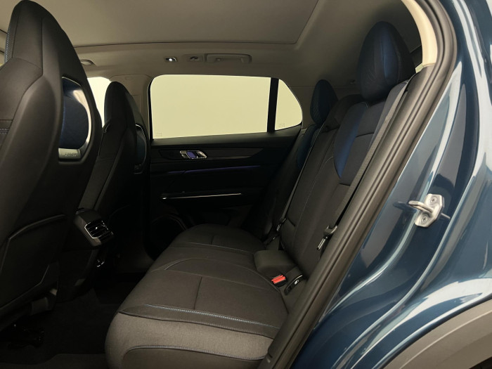 Lynk & Co 01 PHEV DCT Aut 1.maj.