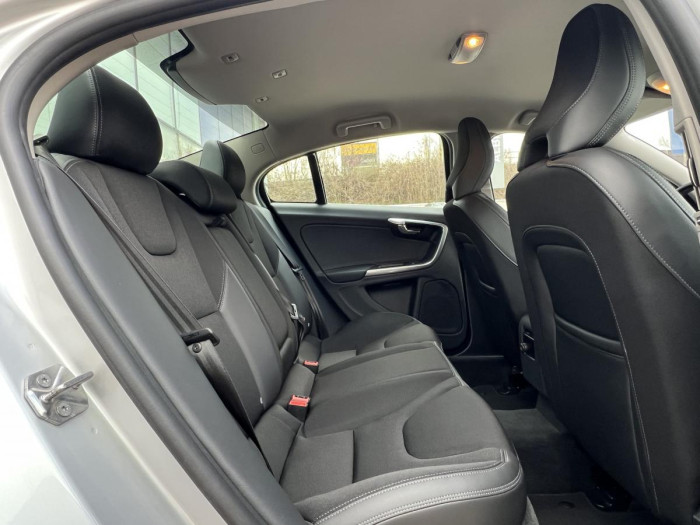 Volvo S60 D4 MOMENTUM 1.maj. 2.0 d Momentum