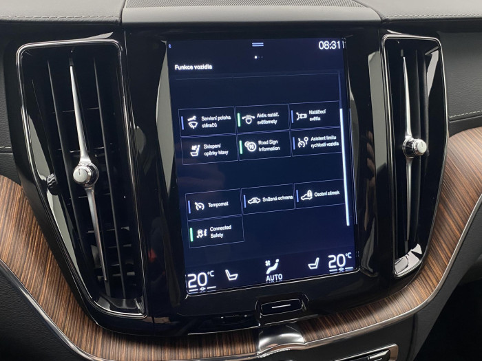 Volvo XC60 D4 AWD INSCRIPTION AUT CZ 2.0 d