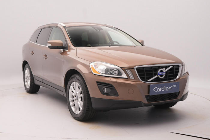 Volvo XC60 2.4D AWD SUMMUM AUT CZ 2.4 d Summum