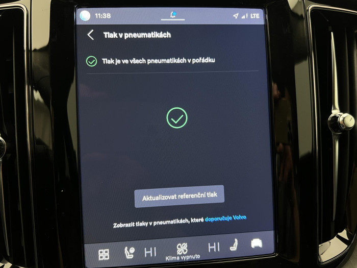 Volvo XC60 B5 AWD PLUS DARK AUT 1.maj.