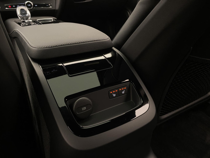 Volvo S90 T8 AWD ULTIMATE DARK RECHARGE