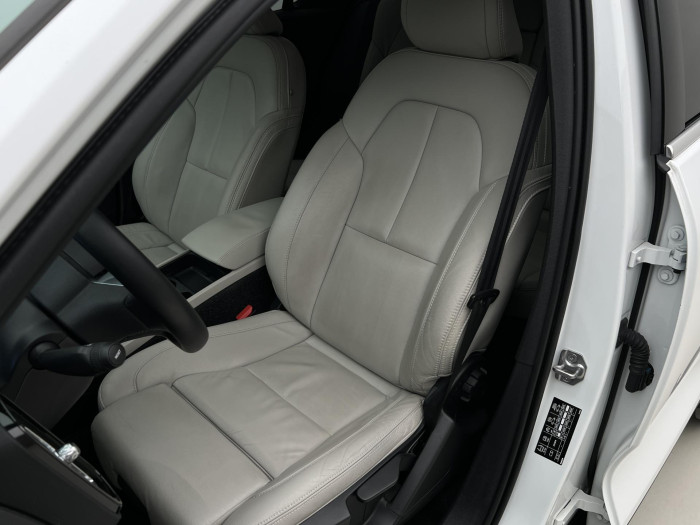 Volvo XC40 T3 INSCRIPTION 1.maj.