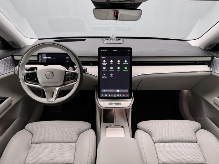 Volvo ES90 PURE ELECTRIC ULTRA