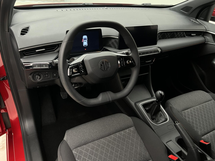 MG MG3 ICE ELEGANCE 1.5 MAN 1.5 Elegance