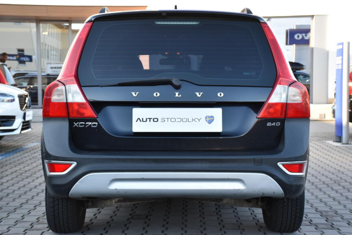 Volvo XC70 2.4D MOMENTUM AUT REZERVACE 2.4 d Momentum