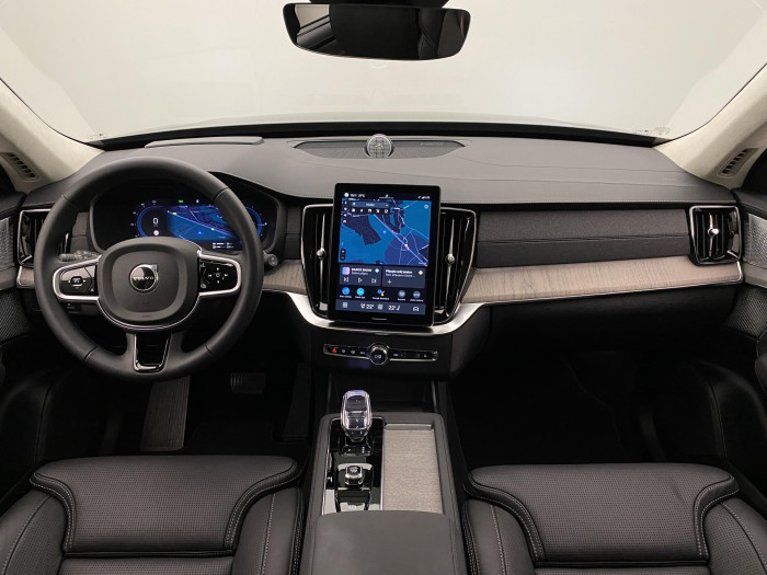 Volvo XC90 T8 AWD RECHARGE DARK ULTRA