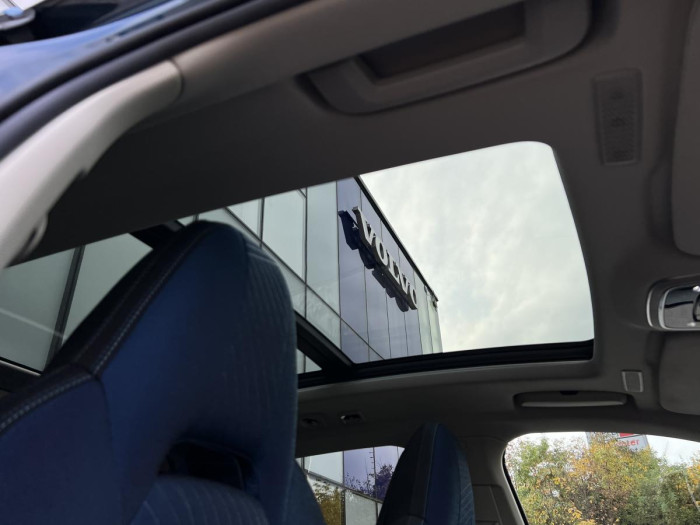 Lynk & Co 01 PHEV DCT Aut 1.maj.