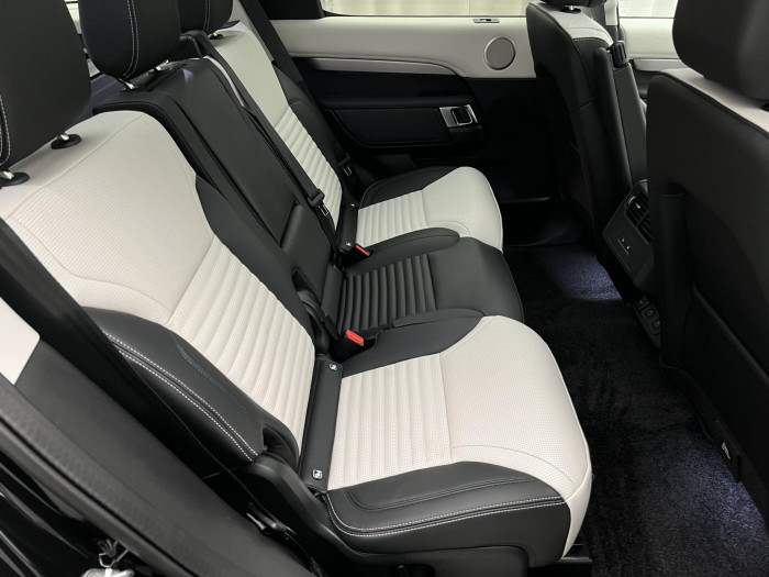 Land Rover Discovery D250 DYNAMIC SE AWD Aut 3.0 d Dynamic SE