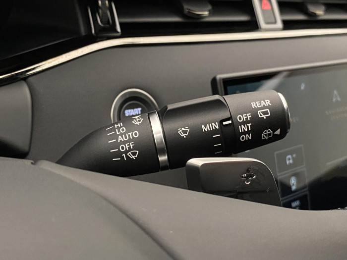 Land Rover Range Rover Evoque D165 R-DYNAMIC SE  AWD AUT 2.0 d Dynamic SE