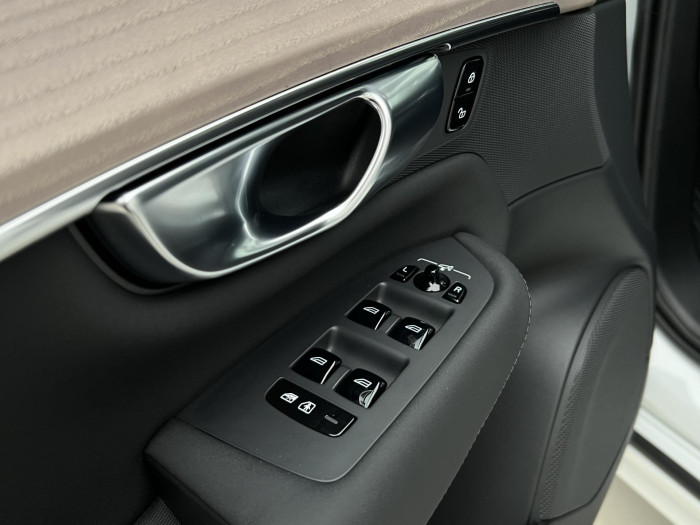 Volvo XC90 T8 AWD RECHERGE PLUS BRIGHT