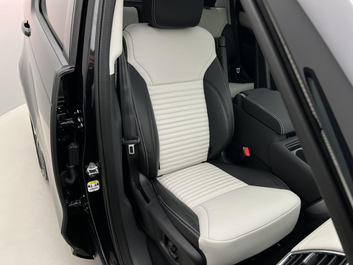 Land Rover Discovery D250 DYNAMIC SE AWD Aut 3.0 d Dynamic SE