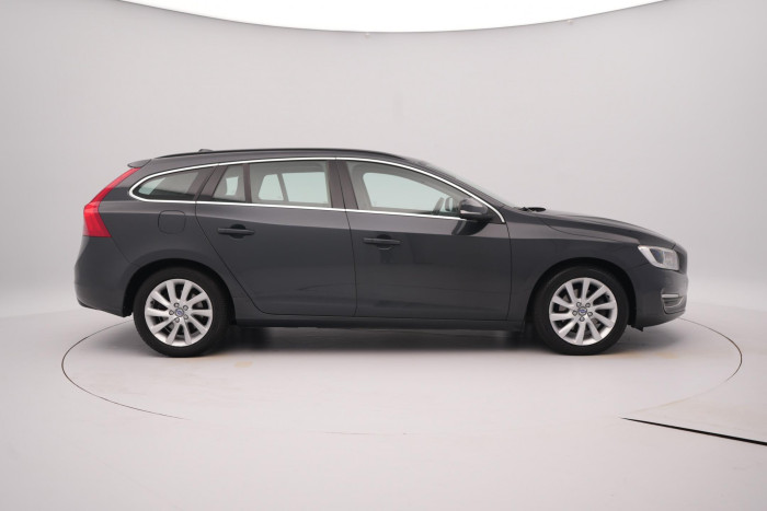 Volvo V60 D2 MOMENTUM NAV 1.6 d Momentum