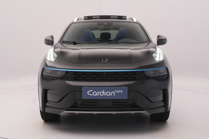 Lynk & Co 01 PHEV DCT AUT 1.maj