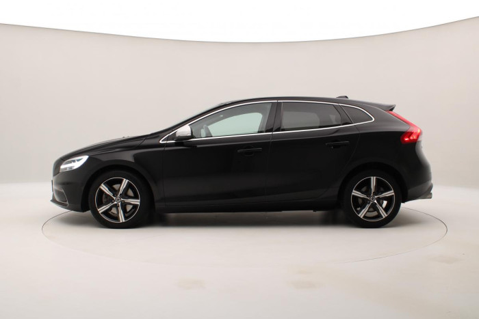 Volvo V40 T3 R-DESIGN AUT 1.maj.