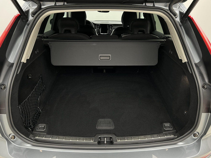 Volvo XC60 B4 MOMENTUM 2.0 Momentum