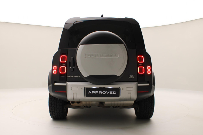 Land Rover Defender 110 D250 SE AWD AUT REZERVACE 3.0 d SE