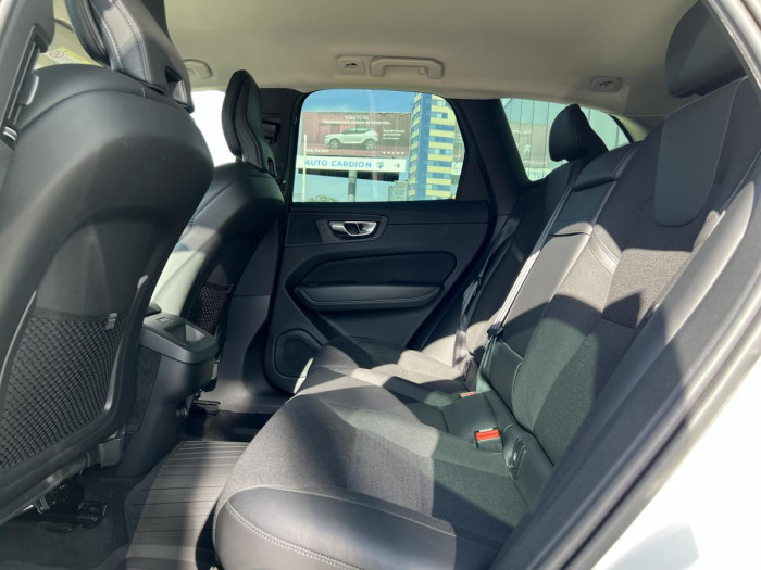Volvo XC60 B4 AWD MOMENTUM Aut 1.maj. 2.0 Momentum