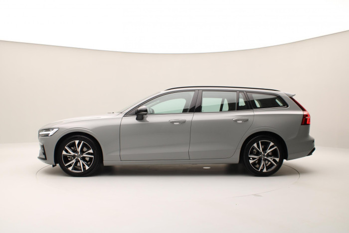 Volvo V60 B4 R-DESIGN AUT CZ