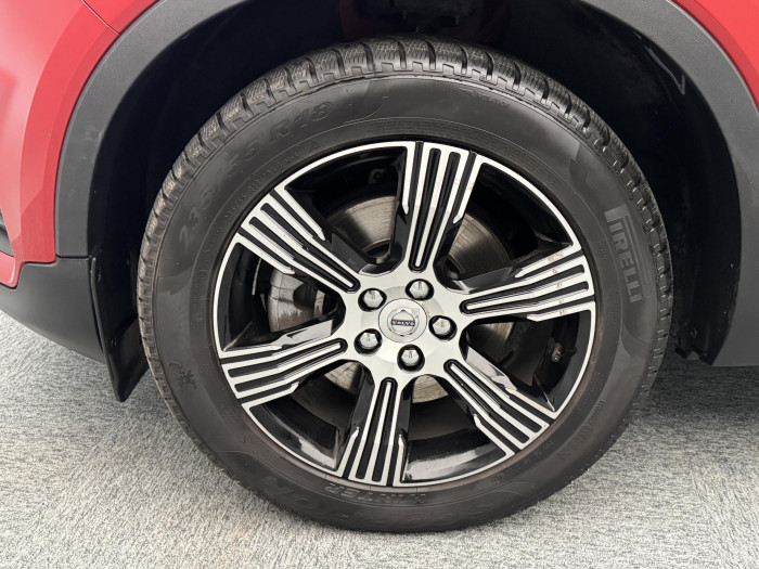 Volvo XC40 B4 INSCRIPTION AUT CZ 1 .maj