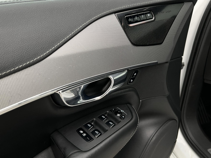 Volvo XC90 D5 AWD INSCRIPTION AUT 2.0 d